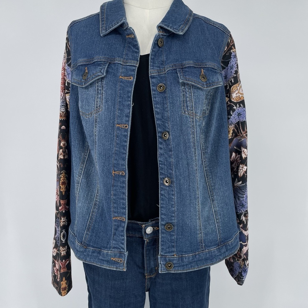 One World Blue Denim Jacket Women's 1X With Embellished Sleeves With Sequins